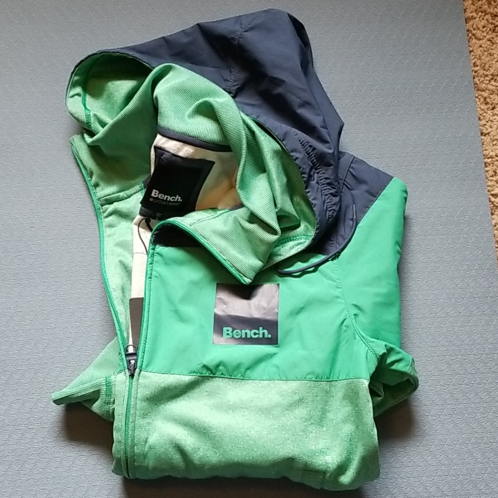 NWT Bench Zip Hoodie